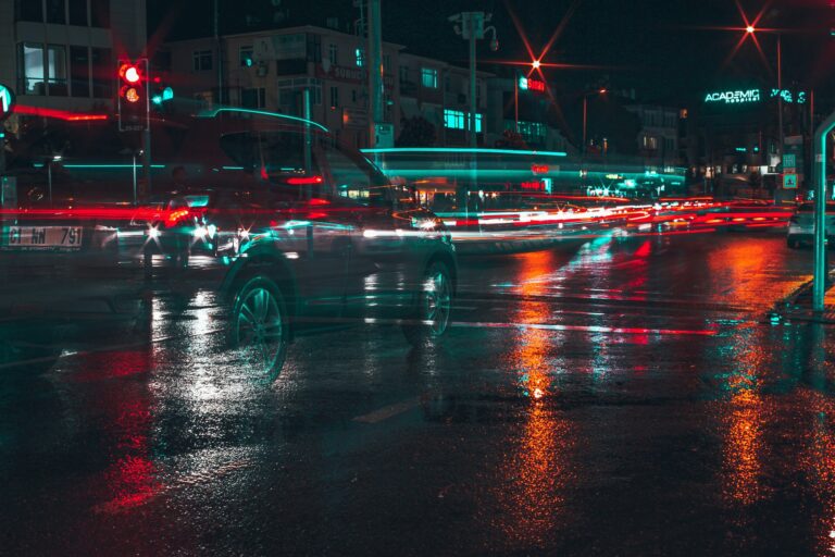 A Sustentabilidade nos Quadrados: A Revolução dos Carros Elétricos